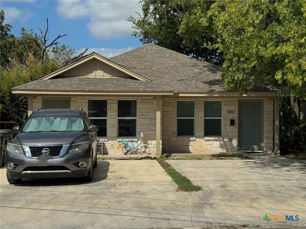 906 S 18th Street, Temple, TX 76501