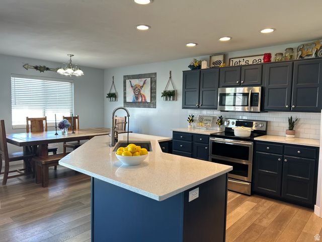 3328 W 1500 N, Clinton, UT 84015