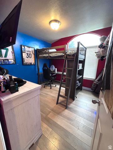 3328 W 1500 N, Clinton, UT 84015