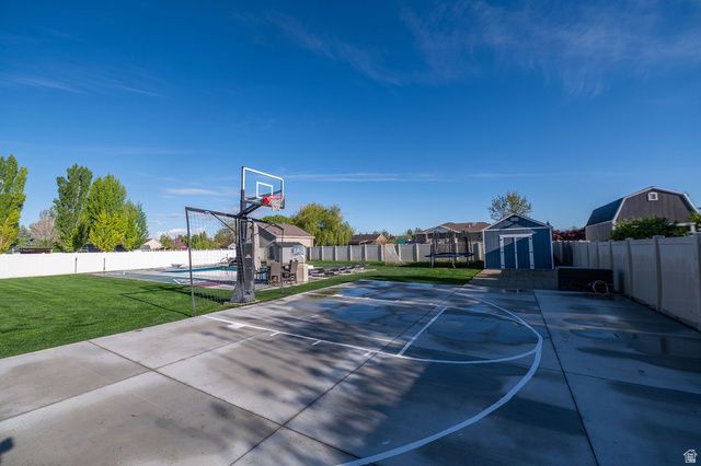 3328 W 1500 N, Clinton, UT 84015