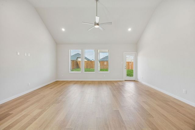 337 Yellowstar Lane, Lavon, TX 75166