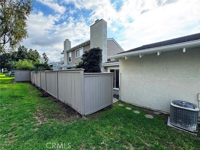 29 Acorn, Irvine, CA 92604