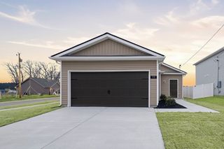 11 Stonehenge Lane, E, Manchester, TN 37355