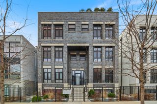 1107 W Chestnut Street 1W, Chicago, IL 60642