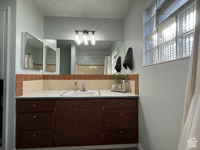 556 E 400 N, Price, UT 84501