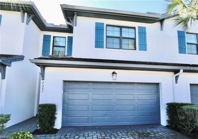 7352 Rockefeller DR, Naples, FL 34119