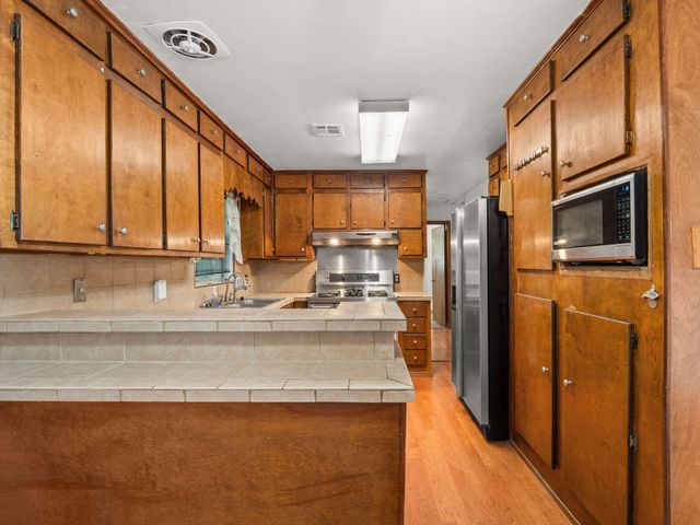 907 Cook Dr, Deridder, LA 70634