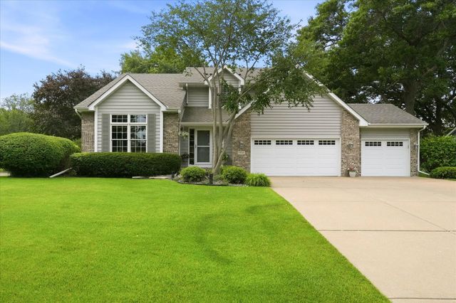 1908 120th Lane NE, Blaine, MN 55449