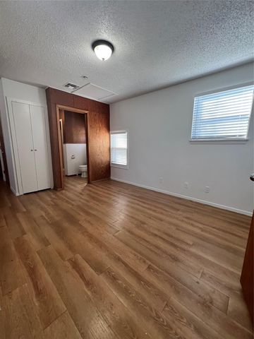 3710 Harmon Ave, Austin, TX 78705