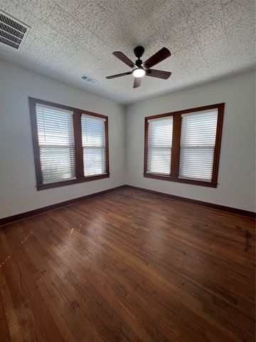 3710 Harmon Ave, Austin, TX 78705