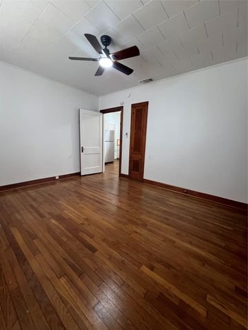 3710 Harmon Ave, Austin, TX 78705