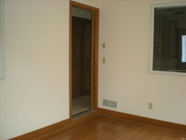 2924 Sioux Point, New Haven, IN 46774