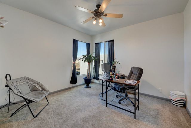 1012 25th Street SE, Rio Rancho, NM 87124