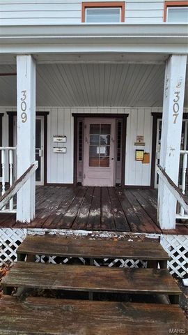309 S Lincoln Avenue A, O'fallon, IL 62269