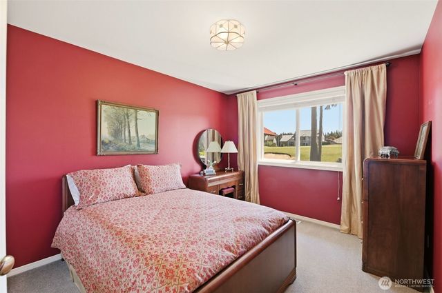 17806 Oxford Drive, Arlington, WA 98223