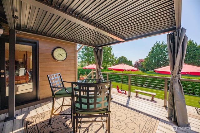 17806 Oxford Drive, Arlington, WA 98223