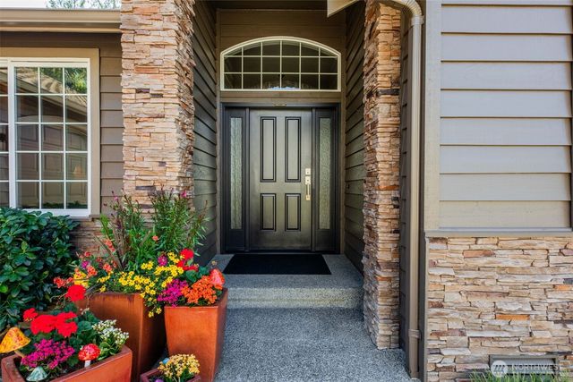 17806 Oxford Drive, Arlington, WA 98223