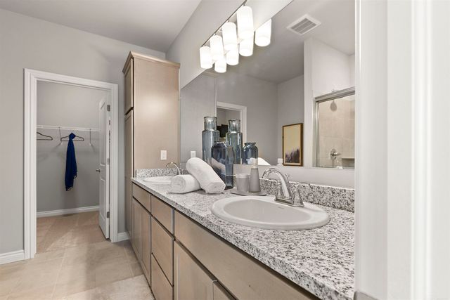 2250 Chase Drive, Howell, MI 48855