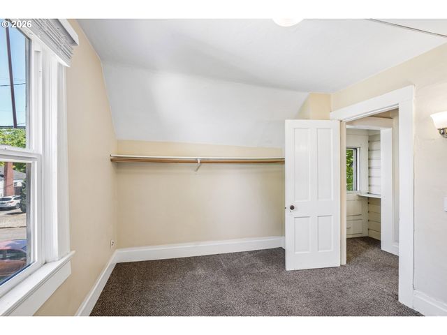 -1 Se 35TH Pl, Portland, OR 97214