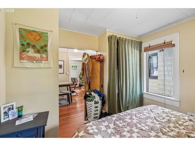 -1 Se 35TH Pl, Portland, OR 97214