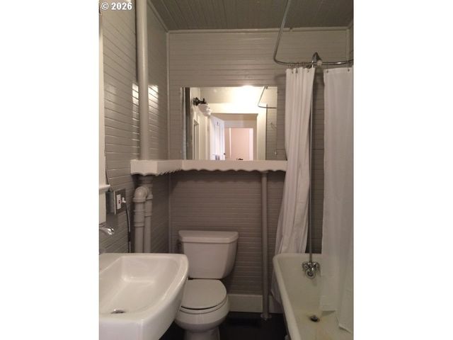 -1 Se 35TH Pl, Portland, OR 97214