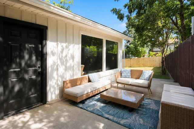 3616 Bewley Street, North Richland Hills, TX 76117