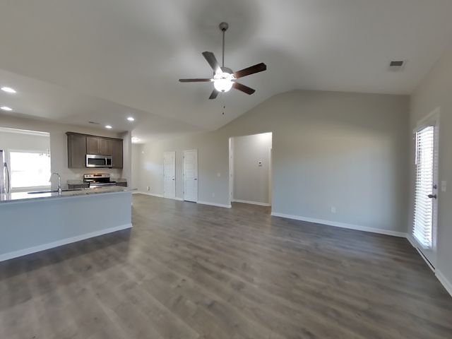 833 Ellyson Dr, Spring Hill, TN 37174