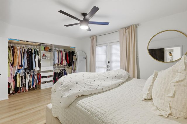 4040 San Felipe Street 102, Houston, TX 77027