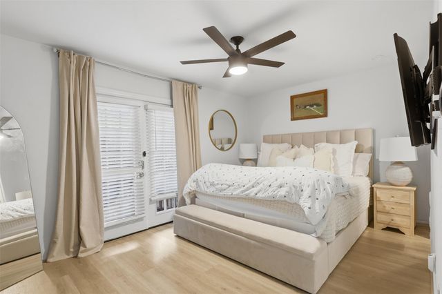 4040 San Felipe Street 102, Houston, TX 77027