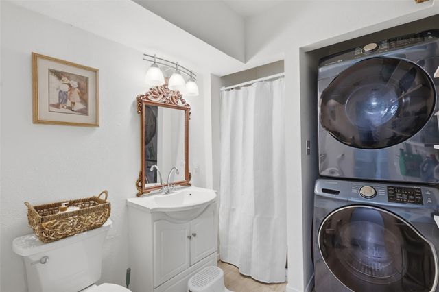 4040 San Felipe Street 102, Houston, TX 77027