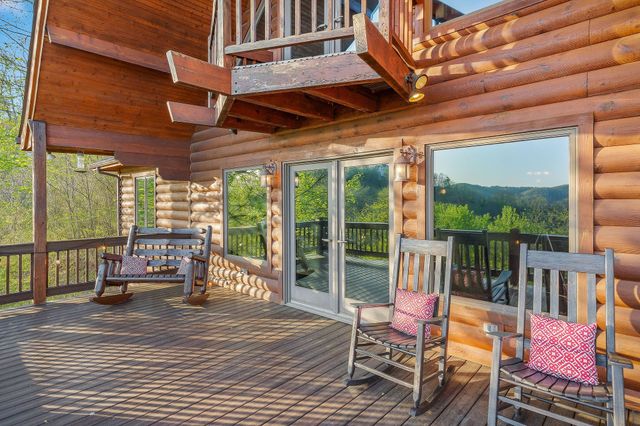 245 Nadia Ln, Smithville, TN 37166