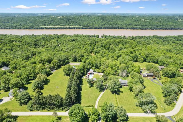 1331 Indian Ridge Trail, New Richmond, OH 45157