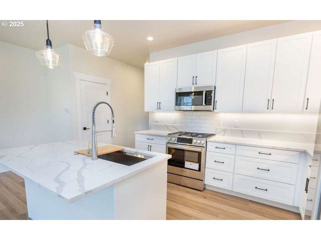 -1 N Hwy 101 N, Gearhart, OR 97138