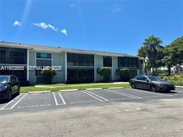 9729 SW Hammocks Blvd 201E, Miami, FL 33196