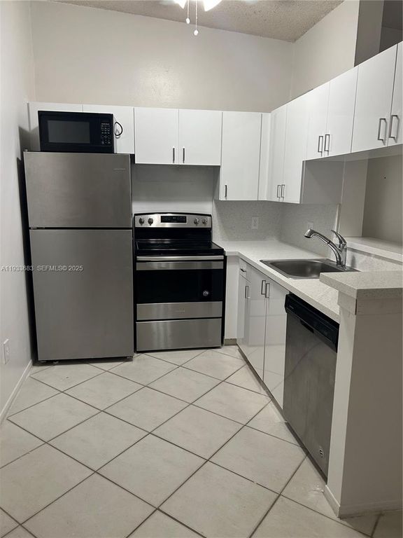 9729 SW Hammocks Blvd 201E, Miami, FL 33196