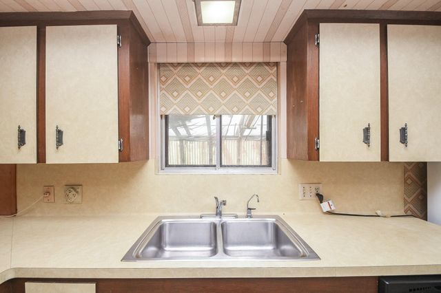 10231 Ivyridge Road, Houston, TX 77043