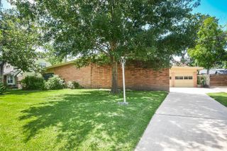 10231 Ivyridge Road, Houston, TX 77043
