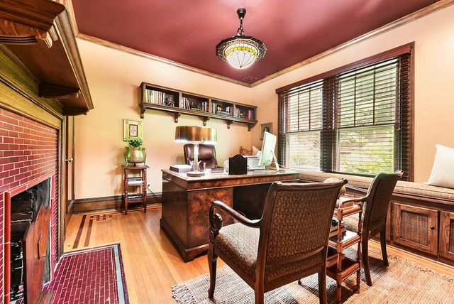 809 Blackburn Rd, Sewickley Heights, PA 15143