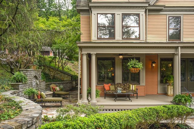 809 Blackburn Rd, Sewickley Heights, PA 15143