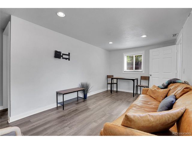 656 S Stuart St, Denver, CO 80219