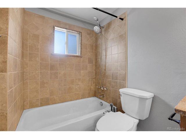 656 S Stuart St, Denver, CO 80219