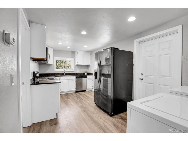 656 S Stuart St, Denver, CO 80219