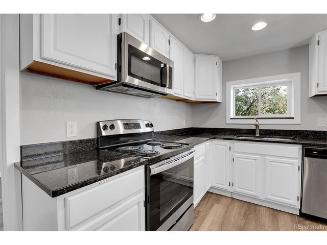 656 S Stuart St, Denver, CO 80219