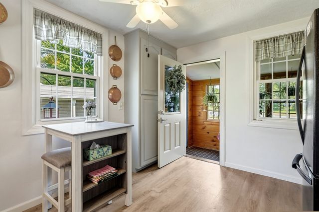 460 State St, Belchertown, MA 01007