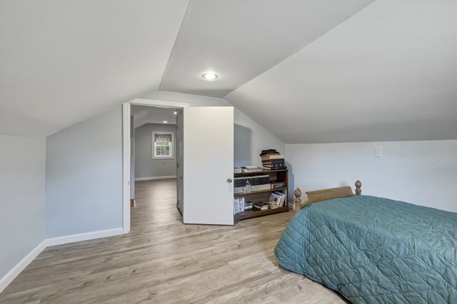 460 State St, Belchertown, MA 01007