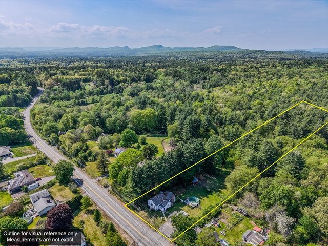 460 State St, Belchertown, MA 01007