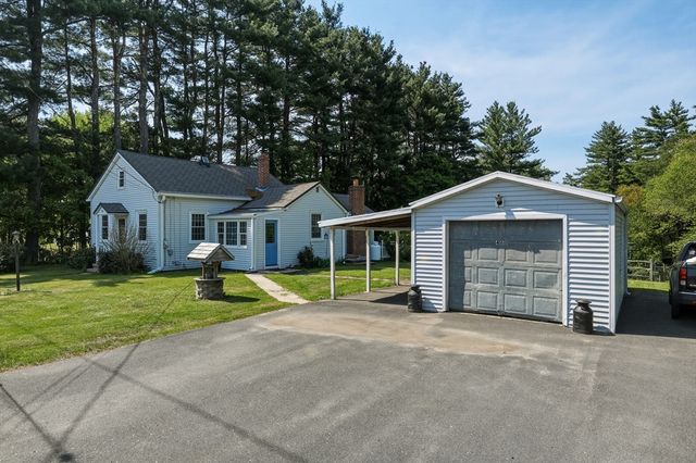 460 State St, Belchertown, MA 01007
