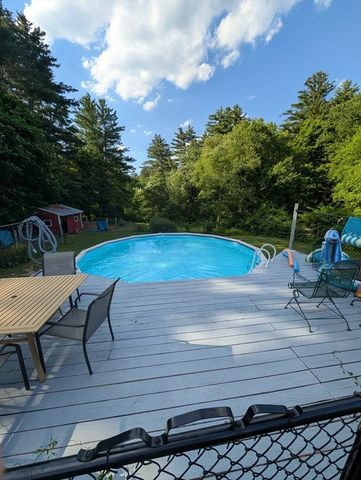 460 State St, Belchertown, MA 01007