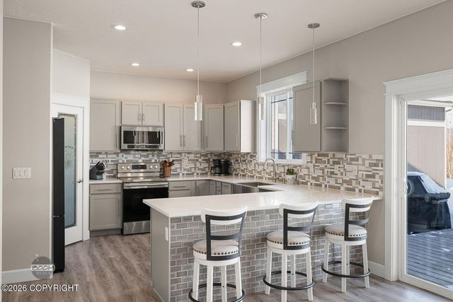 1617 W Gold Bar Road, Wasilla, AK 99654