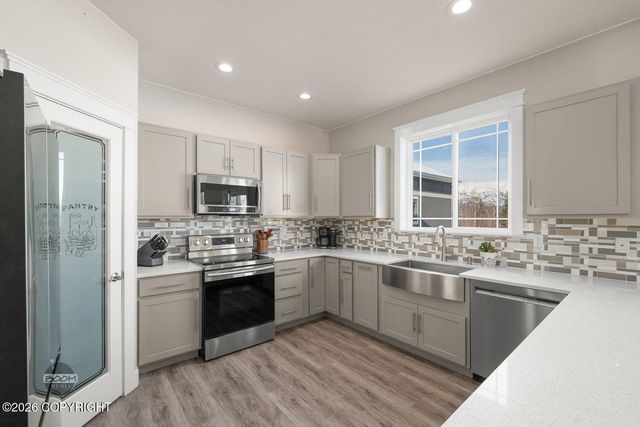 1617 W Gold Bar Road, Wasilla, AK 99654